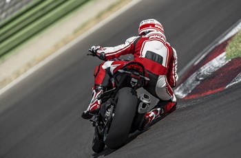 Ducati Monster 1200 R 2017 - Bild 66 Ducati Monster 1200 R 2017 - Bild 66